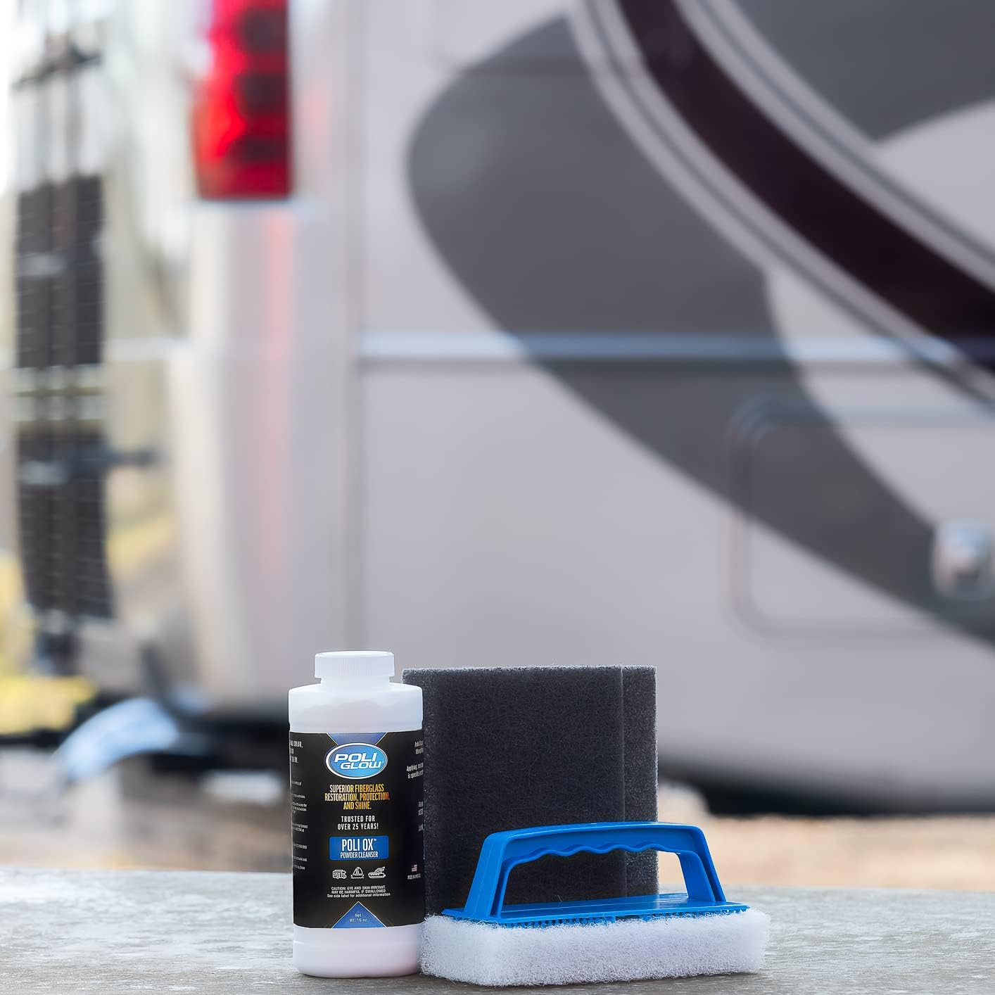 Poli Glow Poli Ox Remove Heavy Oxidation and Stains from Fiberglass Boat & RV