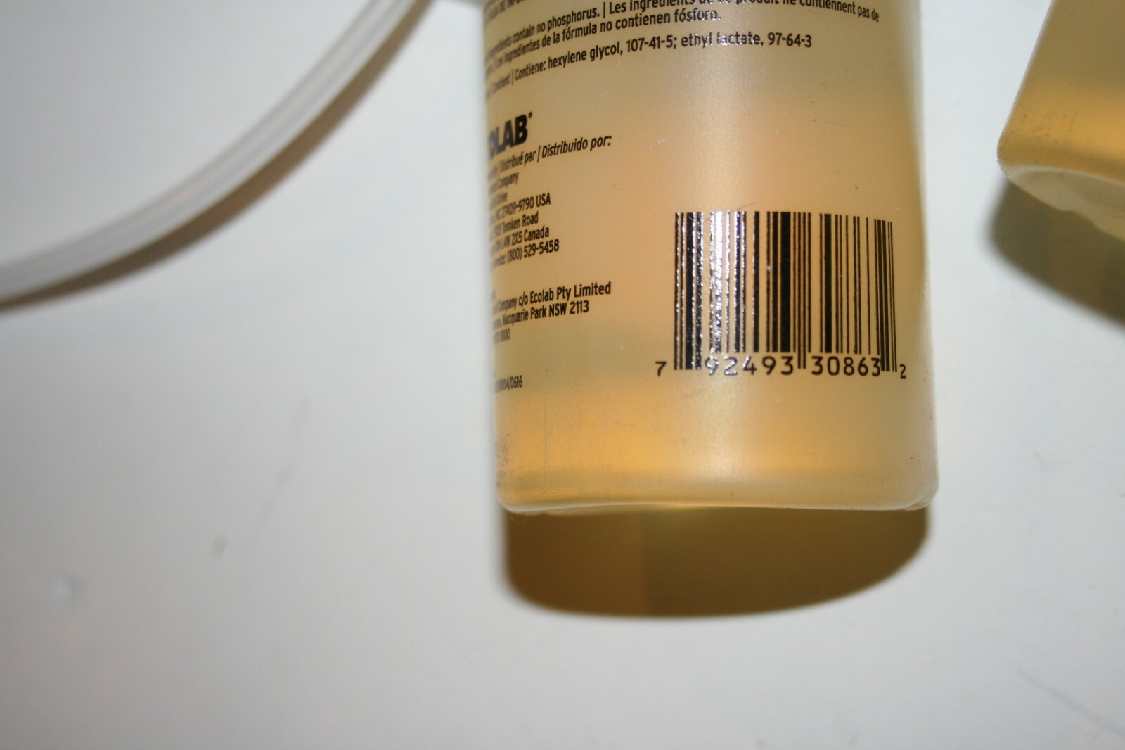 1 CASE Kay Ecolab Graffiti Remover 05574-039 (4-16 fl oz bottles & 2 sprayers)