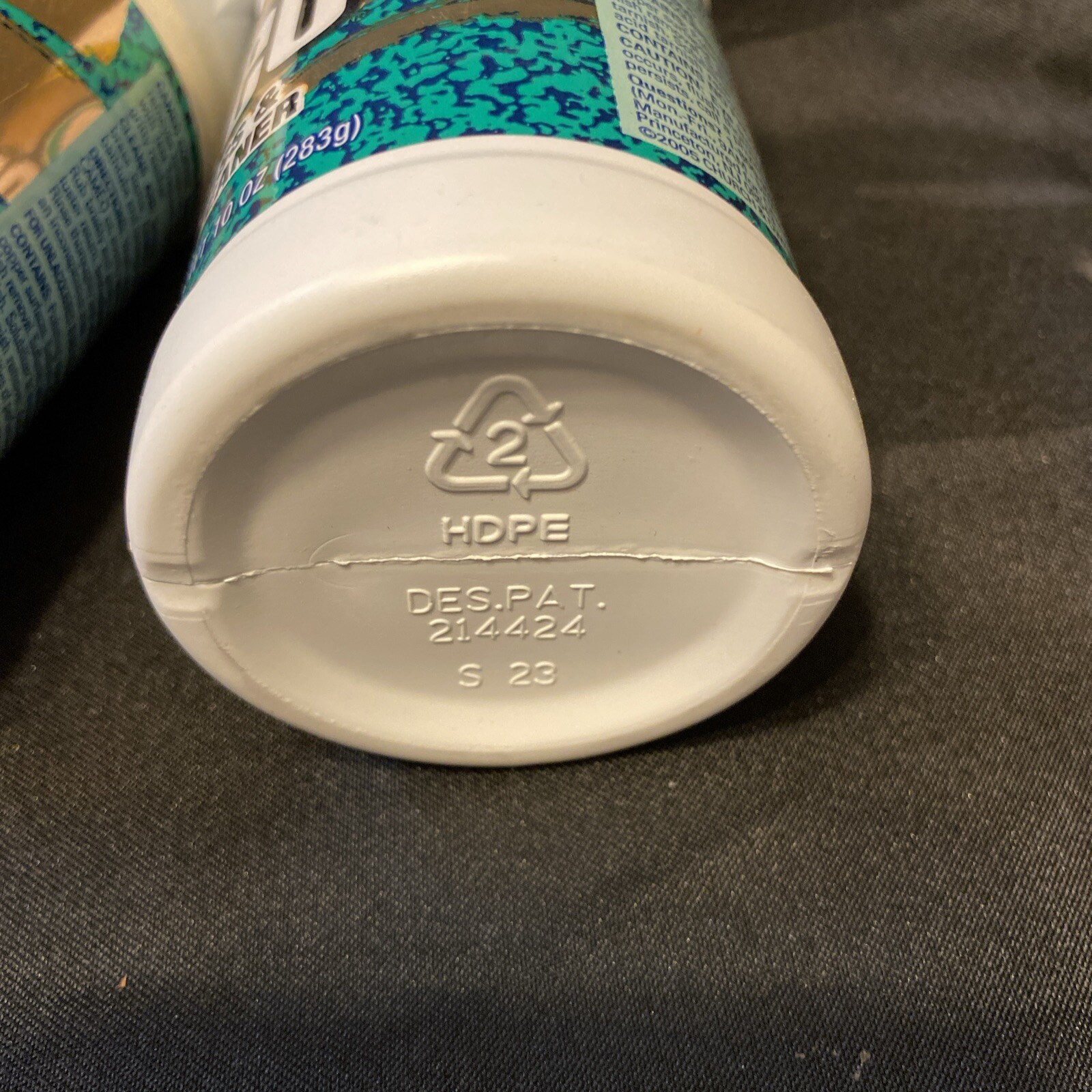 Lot Of 2 Cameo Copper Brass Porcelain Powder Cleaner 10 oz each Discontinued