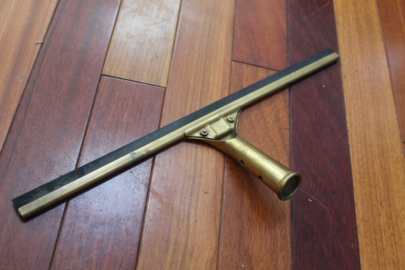 Vintage 17-1/2″ Brass ETTORE Master Squeegee, Made in Oakland, CA, USA
