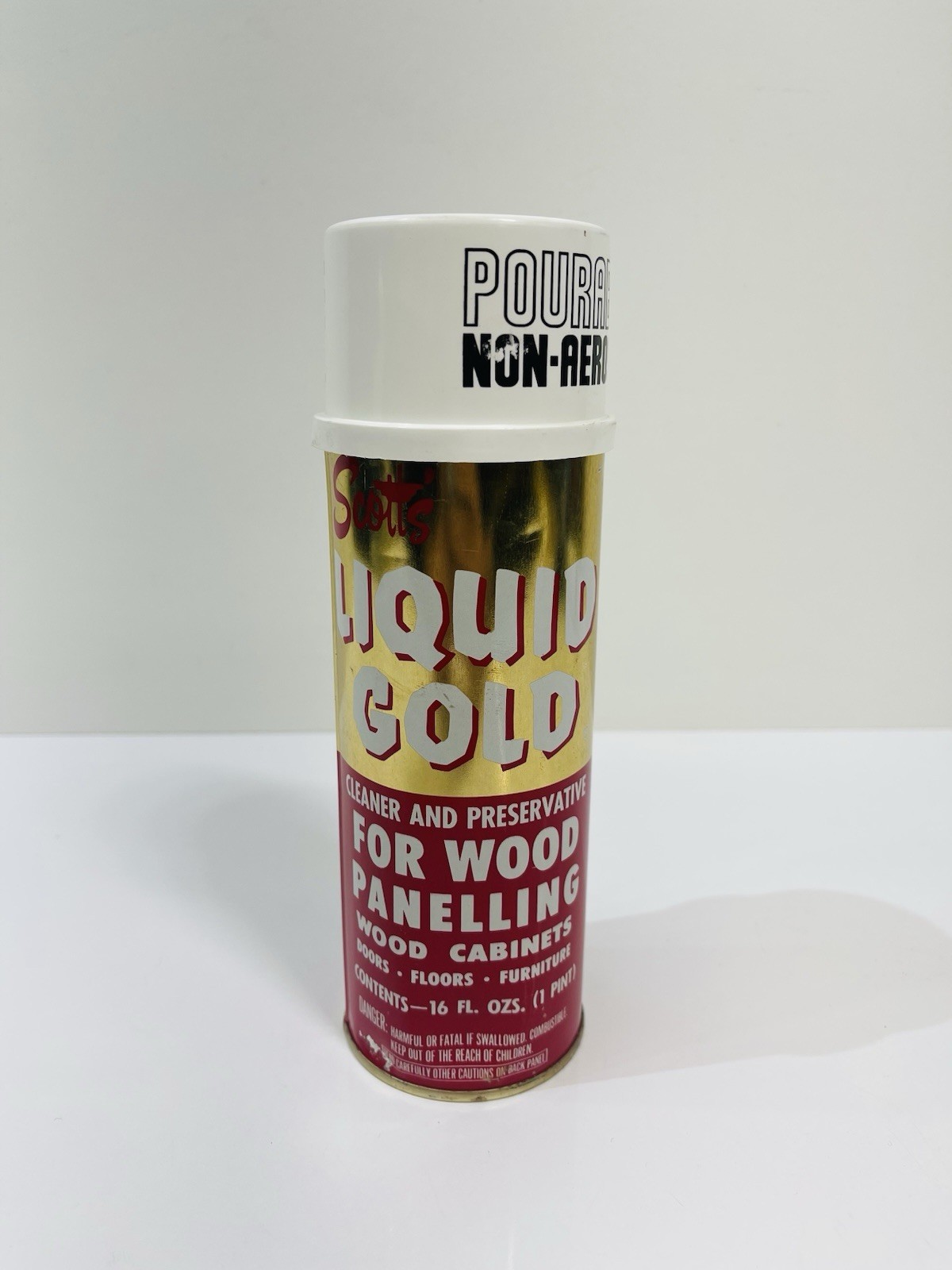 NOS Scott’s LIQUID GOLD Pourable Wood Cleaner & PRESERVATIVE Spray Prop OLD