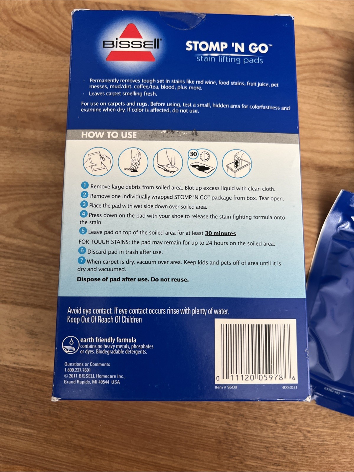 4 New Bissell Stomp-N-Go Stain Lifting Pads Pet Messes Wine Dirt Carpet Tough