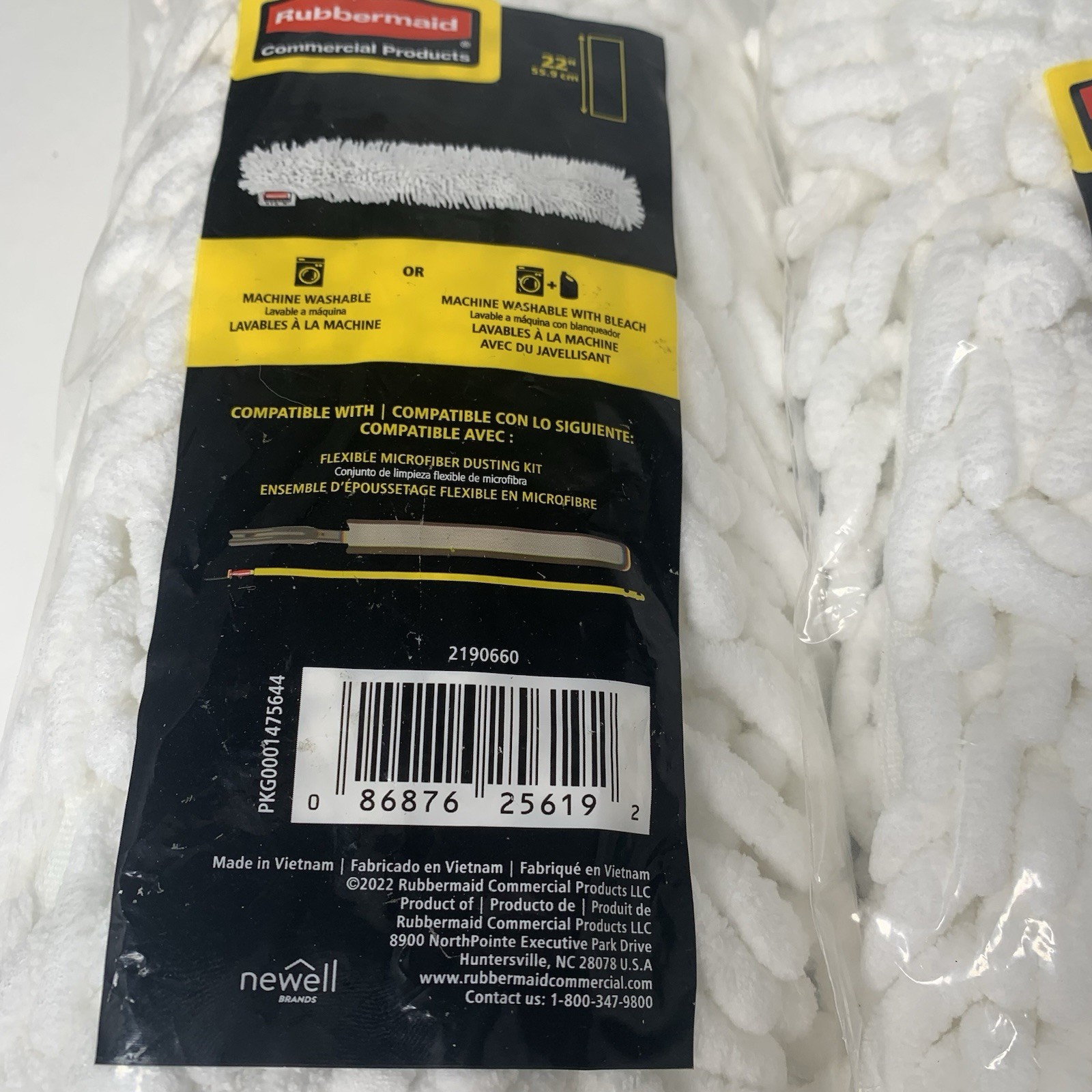 2 RUBBERMAID Commercial Flexible Microfiber Dusting Wand Sleeve Refill 2190660