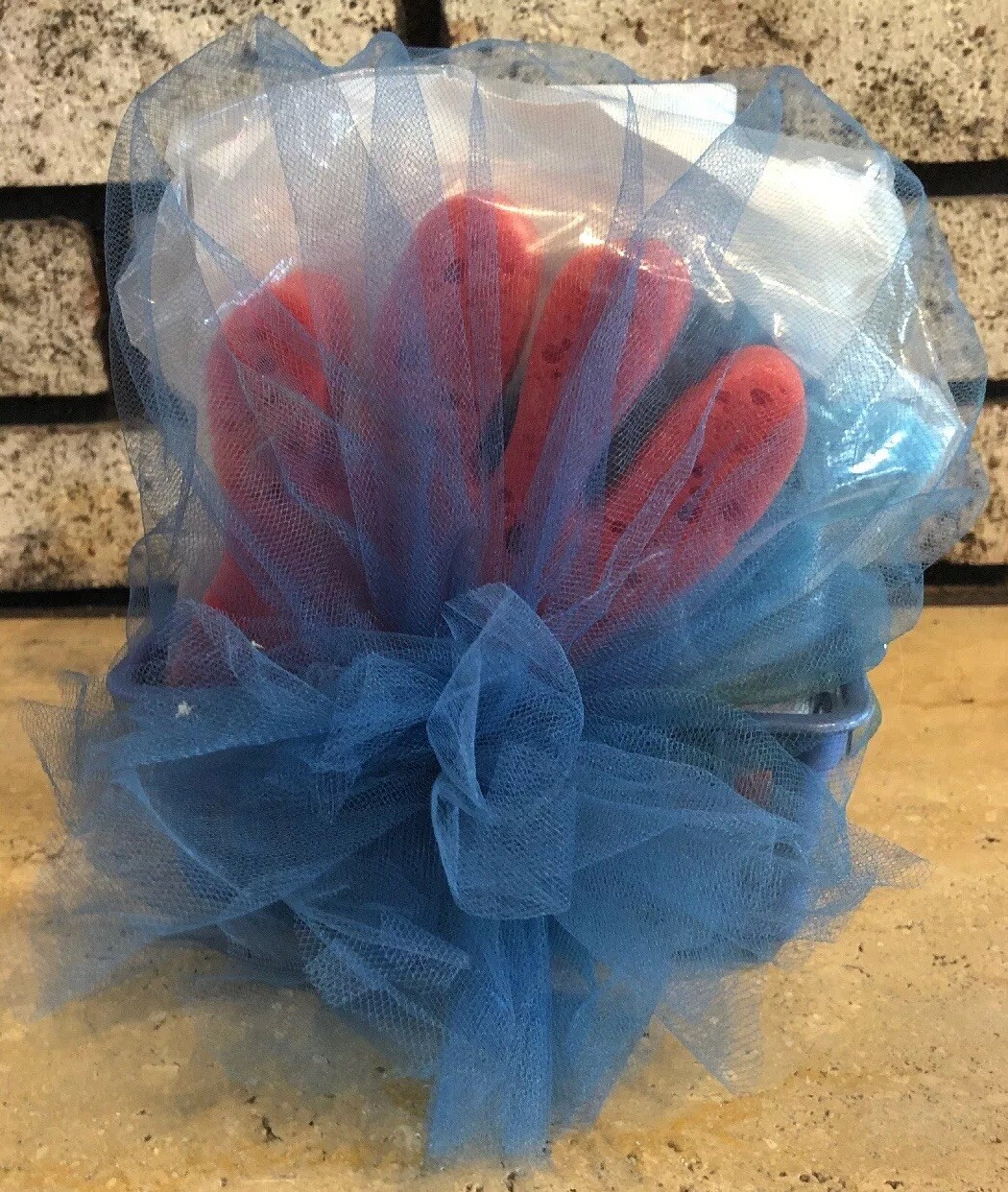 2- SILLY SOAP Spray Cans Red / Blue & 2- SPONGES By FULLER BRUSH Gift Basket