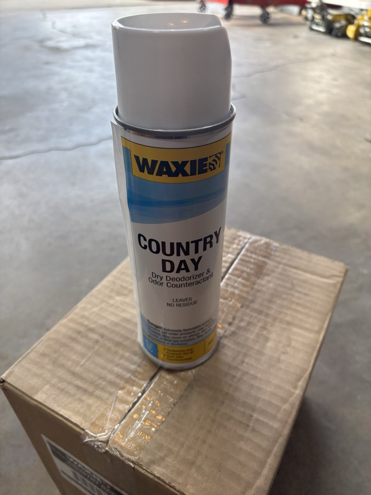 WAXIE Country Day Dry Deodorizer & Odor Counteractant Case – 12/10 Oz. Cans