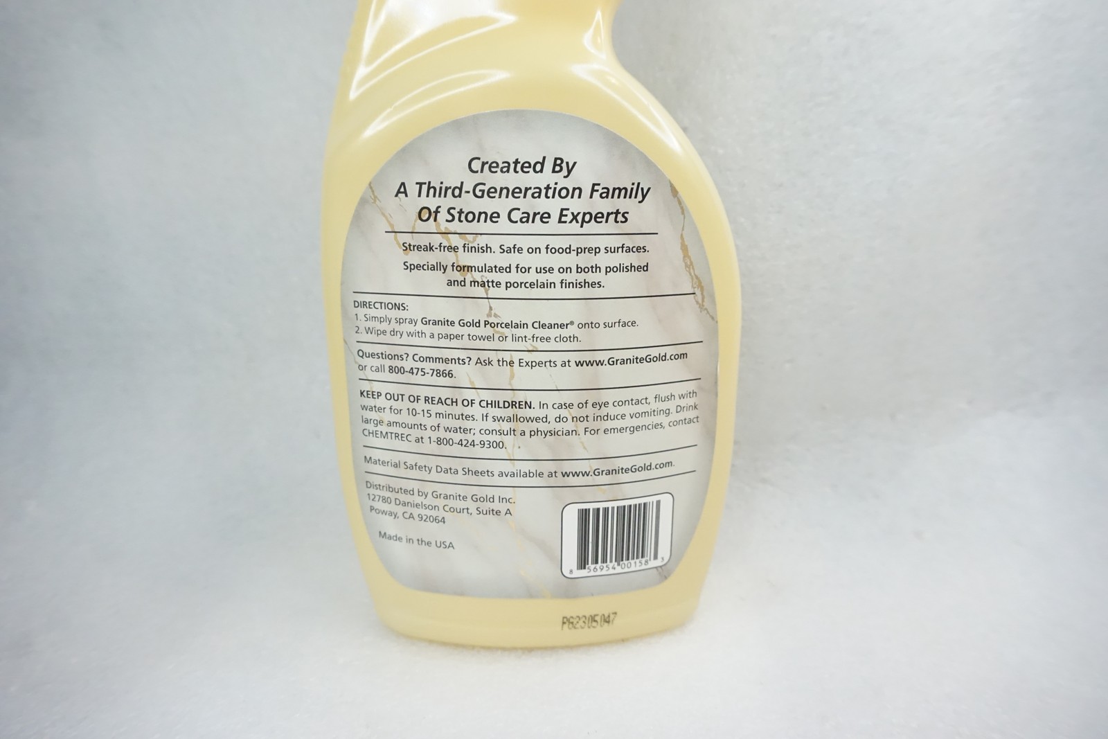 Granite Gold Porcelain Cleaner 24 Fl Oz Spray Bottle Streak-Free Safe for