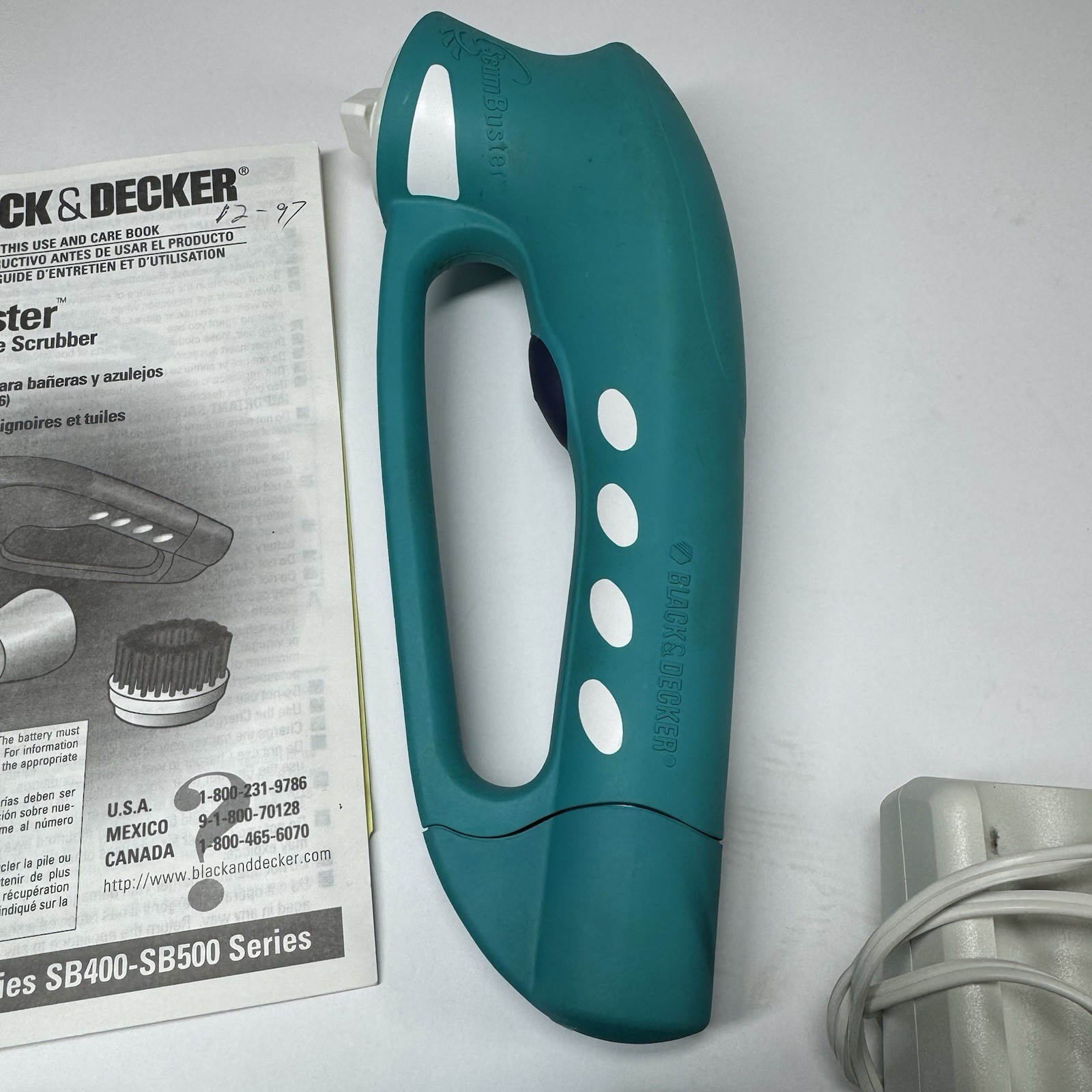 Black & Decker Scum Buster Cordless Power Scrubber Model SB400