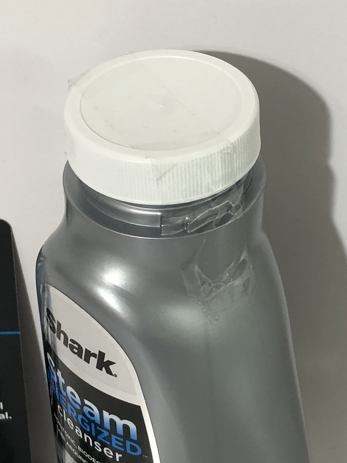 New SHARK Steam Energized Cleanser Multi Floor Waterfall Fresh 20oz