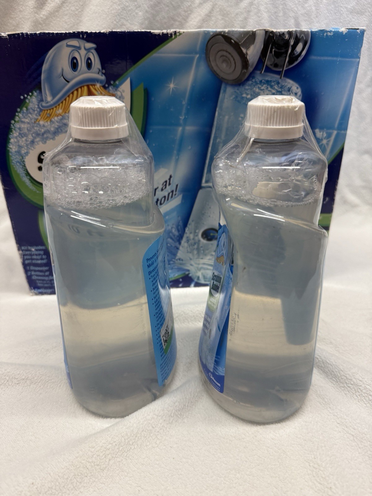 Scrubbing Bubbles AUTOMATIC BATHROOM SHOWER CLEANER Kit w/ 4 Cleaning Solutions