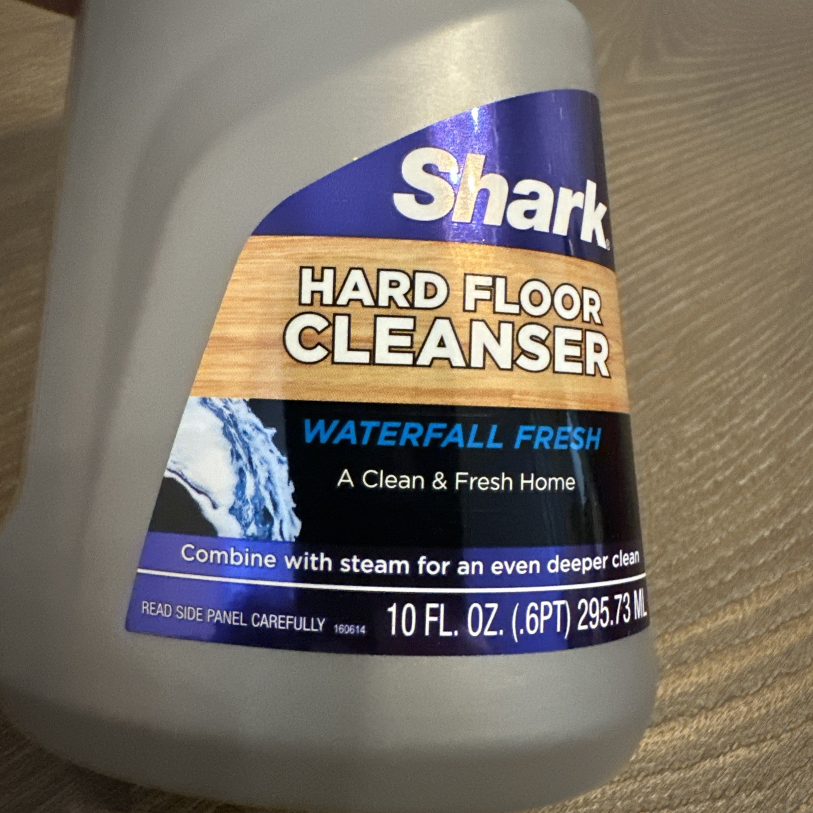 Shark Hard Floor Cleanser Waterfall Fresh 10 fl oz New Sealed