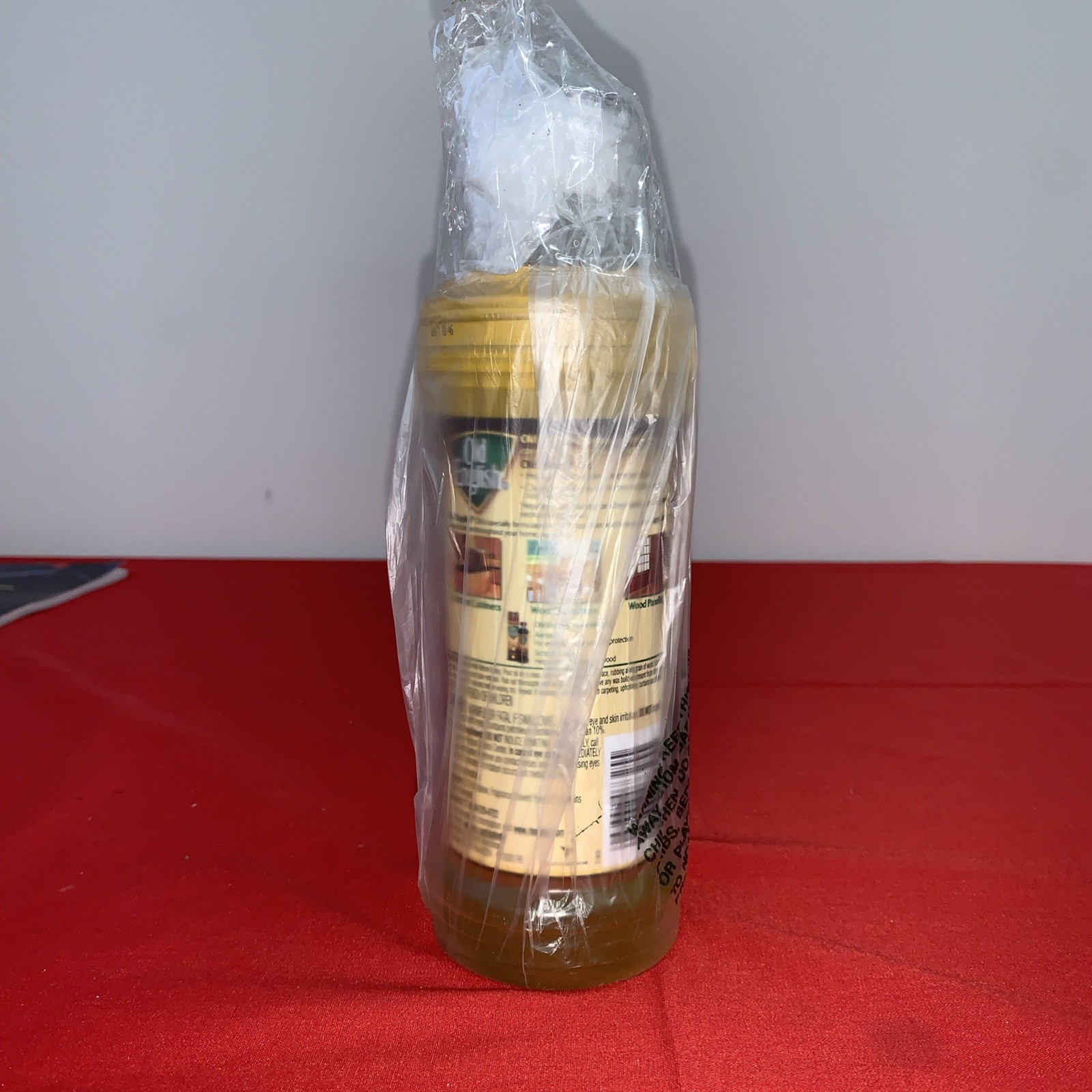 Old English Lemon Oil Furniture Polish, Wood Conditioner, Cleaner 16 Oz.