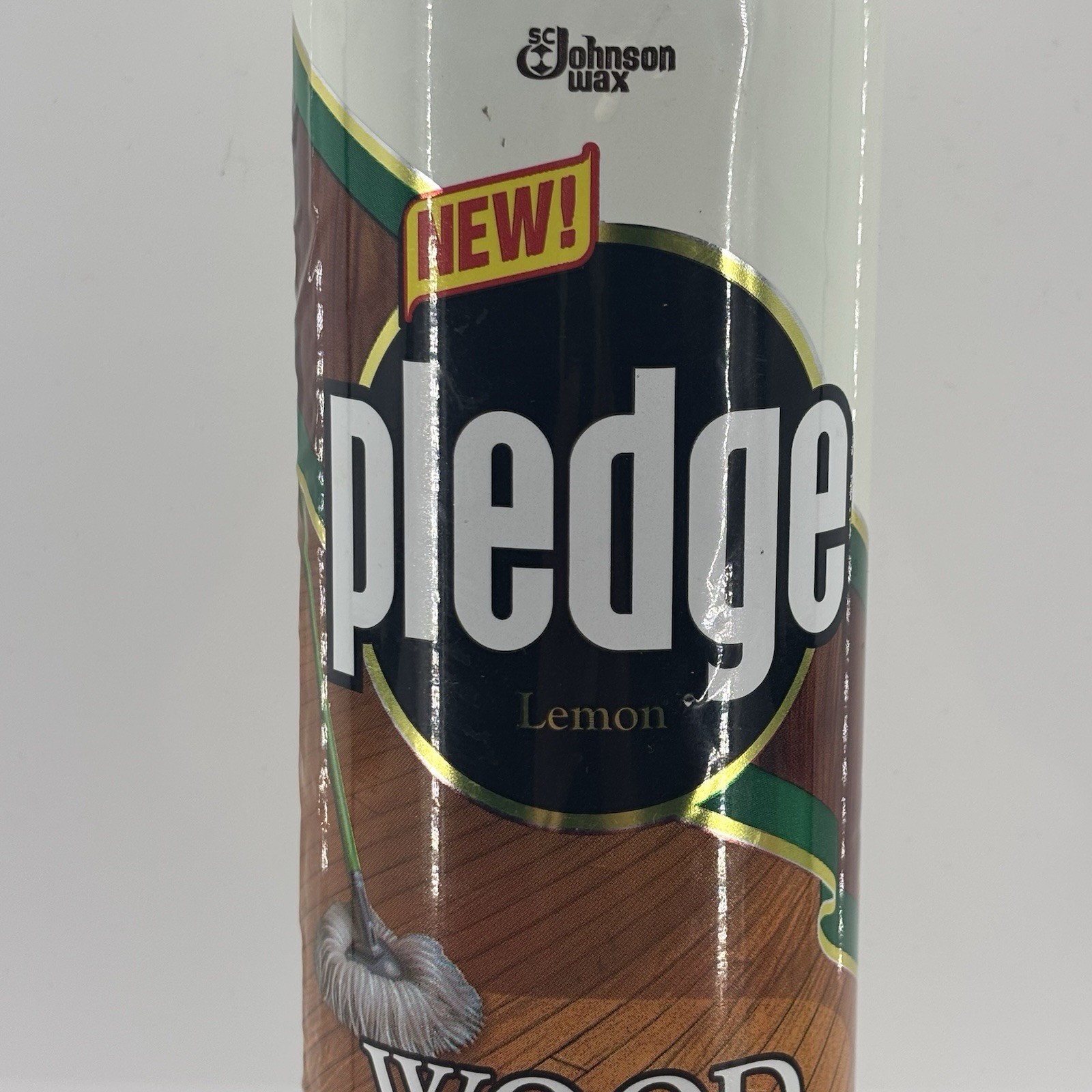 Vintage Pledge Lemon Wood Floor Cleaning Spray 17 oz NEW NOS 1998 SC Johnson