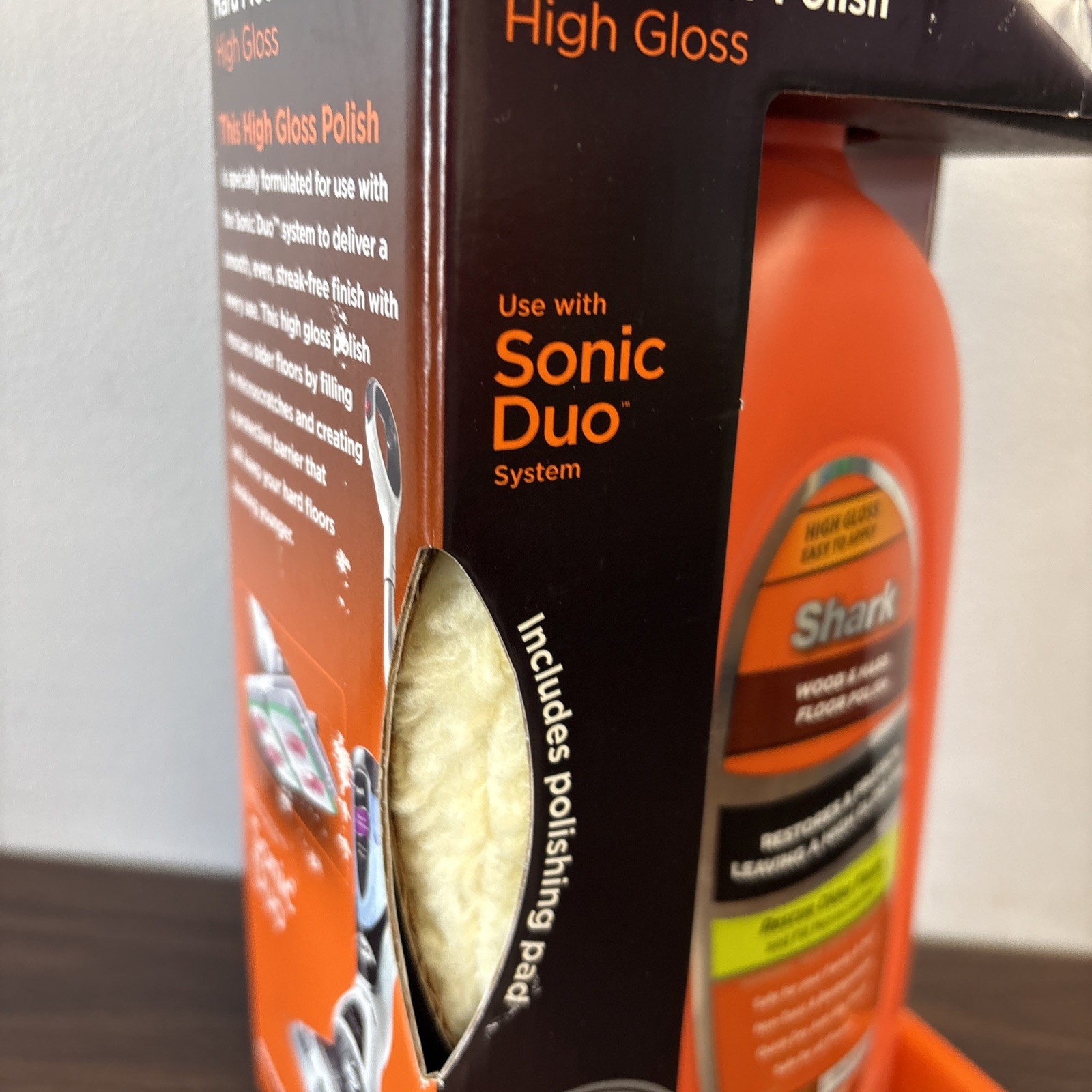 Shark Hard Floor Polish High Gloss New in Box Floor Polish w/ Polishing Pad