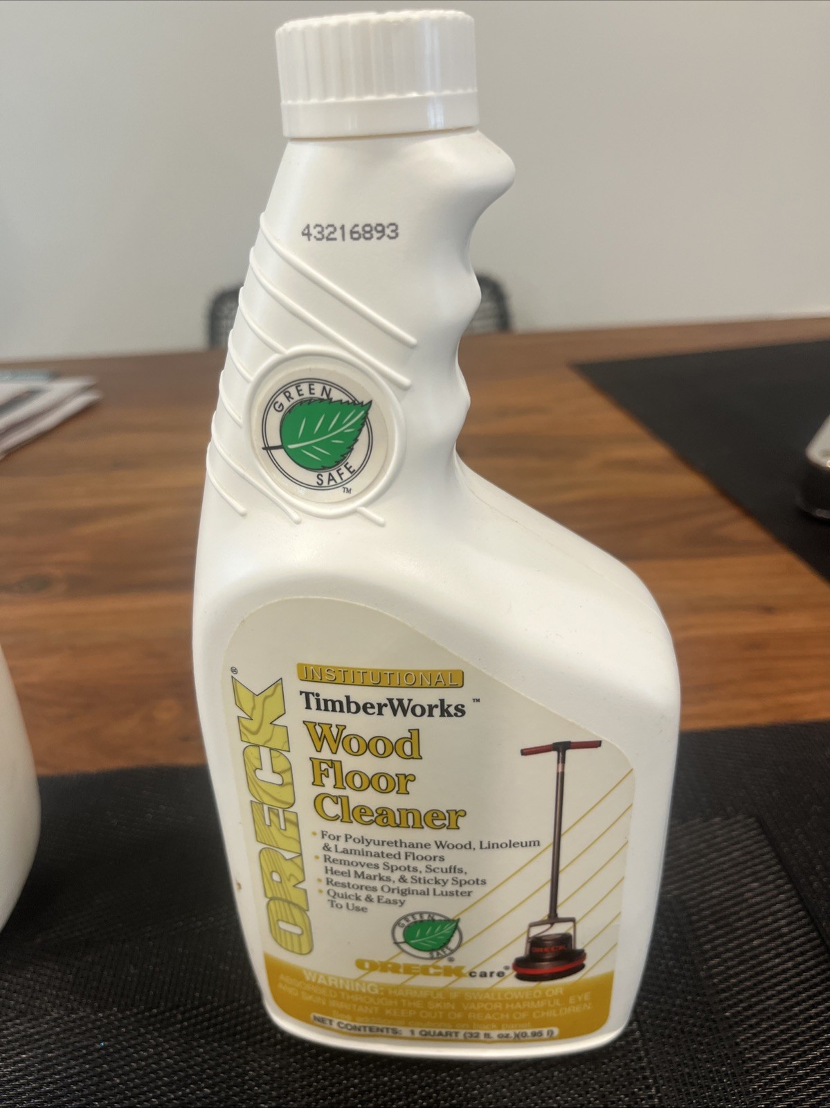 New Oreck Wood Floor Cleaner Industrial Strength 32 Oz Bottle 600000391