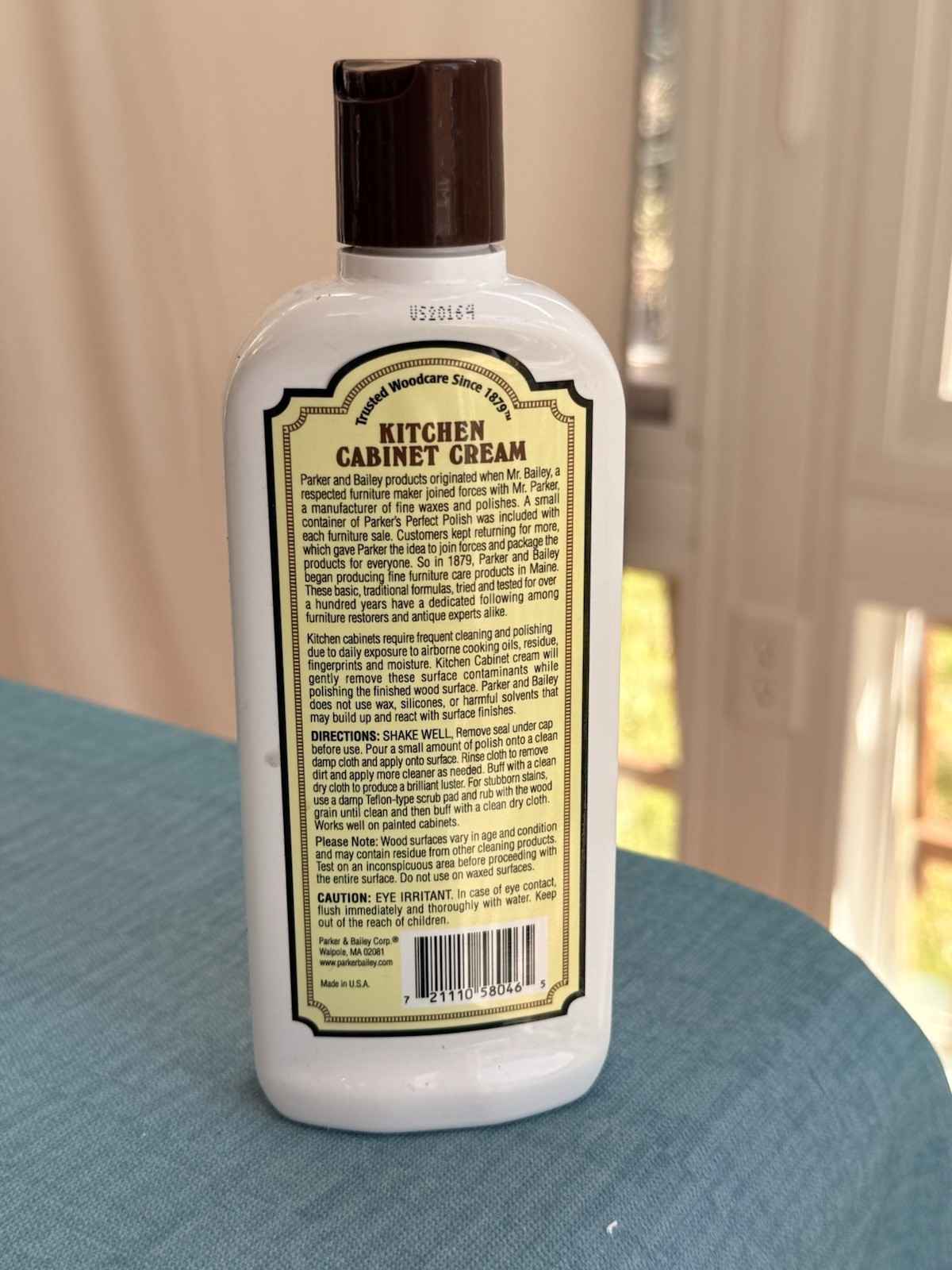 PARKER & BAILEY KITCHEN CABINET CREAM – remove dirt and grease cleans and shines