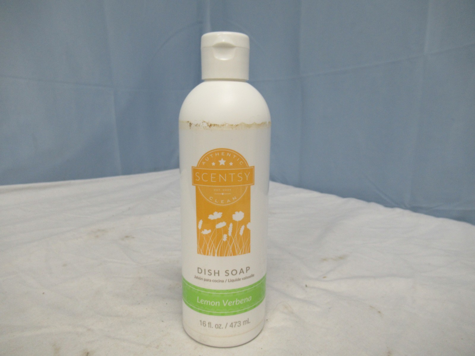Scentsy Clean Dish Soap Lemon Verbena 16 fl oz *Lid cracked but unopened (UU)