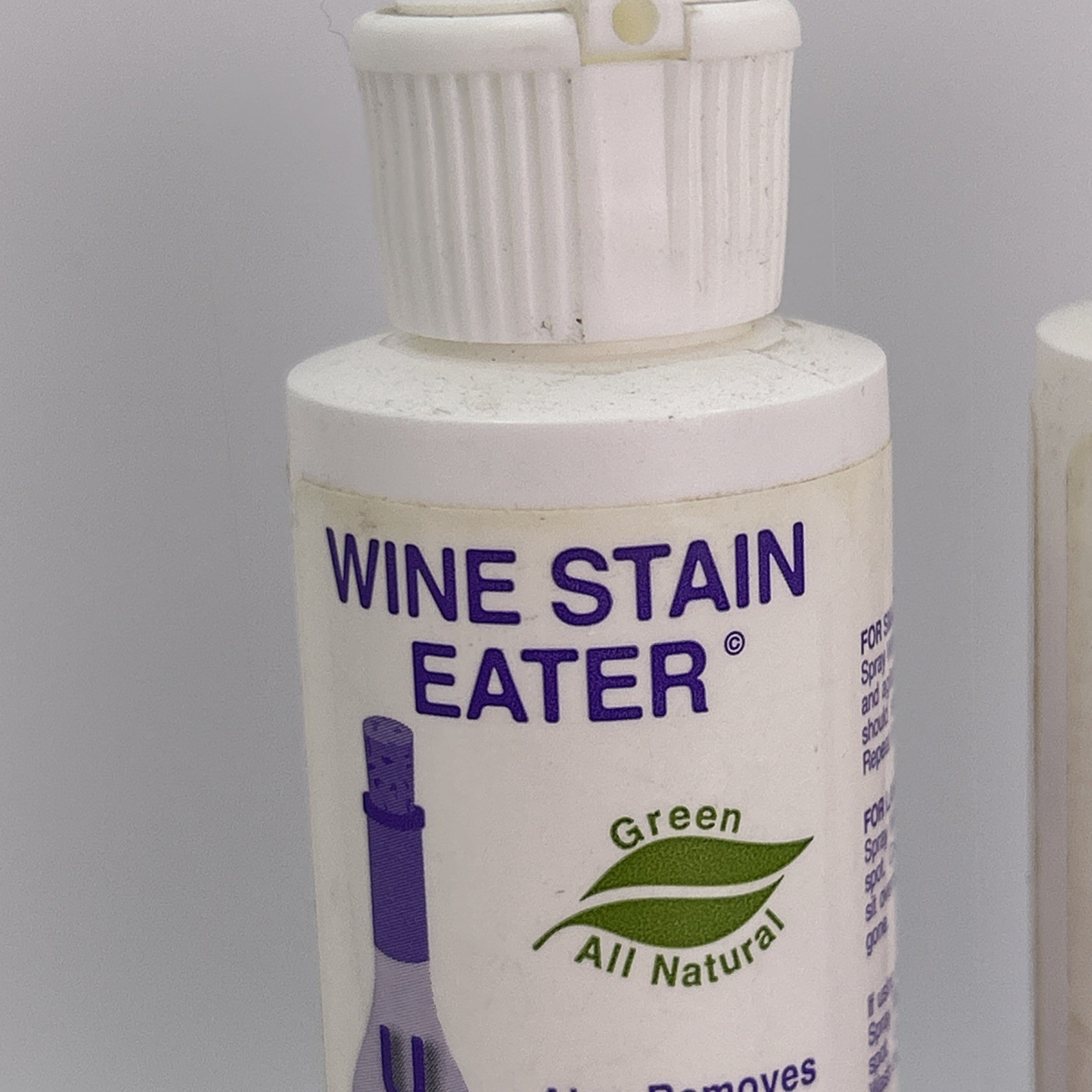 Unique Wine Stain Eater – 4 oz. Liquid Red Wine Stain Remover 2 Pack 8oz total