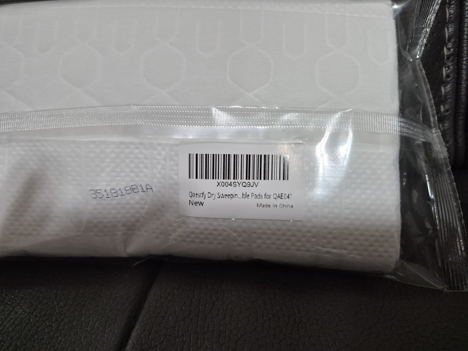 Qaestfy Disposable Floor Cleaning Cloths Pads 10-Pack QAE041 (11 PACKS TOTAL)