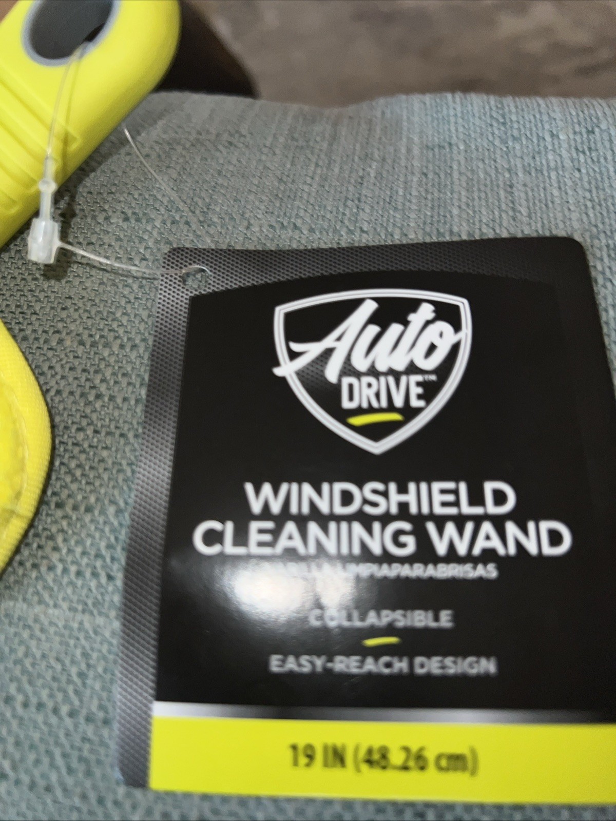 Windshield Cleaning Wand Pivoting Head 19In Reach Streak Free Microfiber New