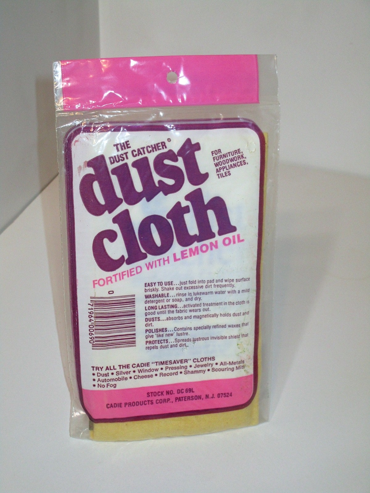 Vtg 1960’s Cadie Dust Catcher Dusting Cloth w/ Lemon Oil for TV or Movie Prop