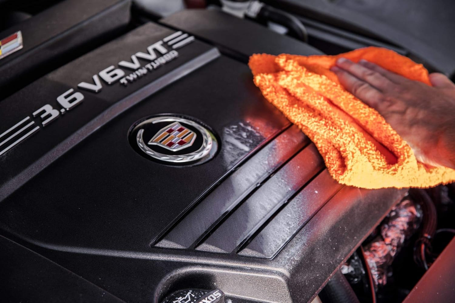 Automotive Protectant Spray Helps Prevent Fading & Cracking Repels Dust Lint & S