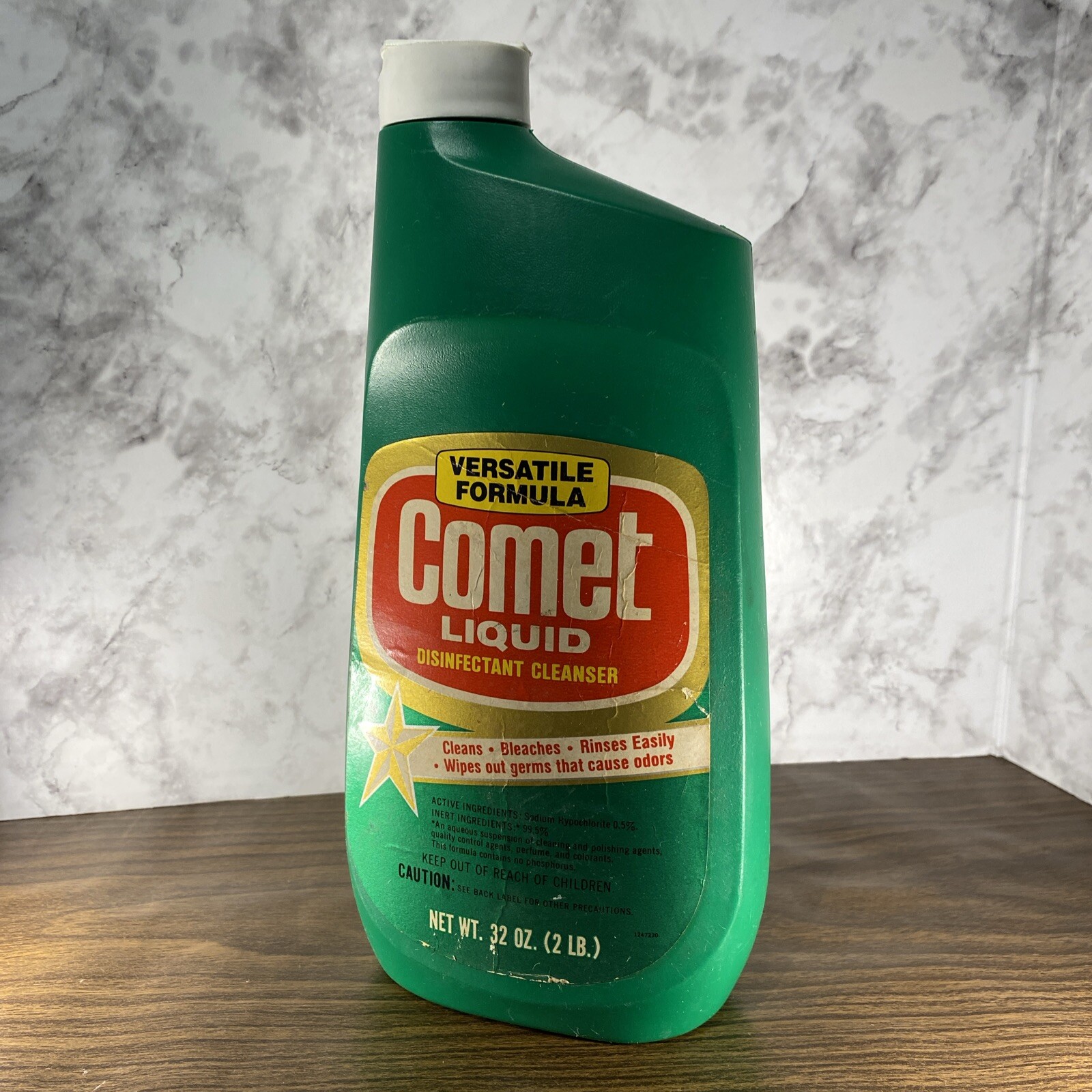 VTG COMET Liquid Cleaner In Green Plastic Bottle RARE 32oz (2lb) Half Full