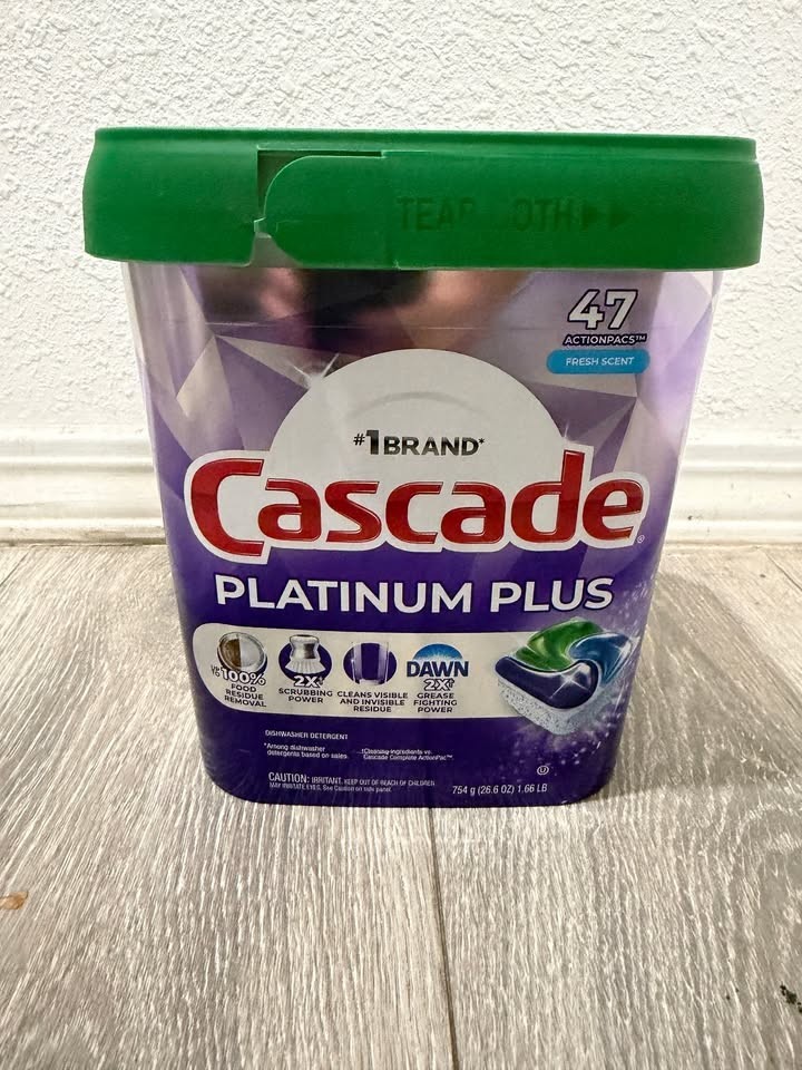 Cascade Platinum Plus Dishwasher Detergent 47 Count ActionPacs Fresh Scent | New