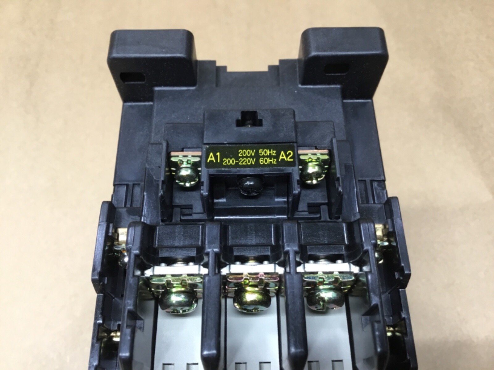 FUJI SW-N2/2E MAGNETIC SWITCH SC-N2 200-220V CONTACTOR 24-36A OVERLOAD #151A3