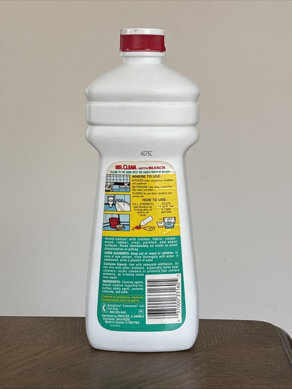 VTG 1992 Mr. Clean With Bleach 28oz Bottle Retro Movie Prop 20% Full Canada