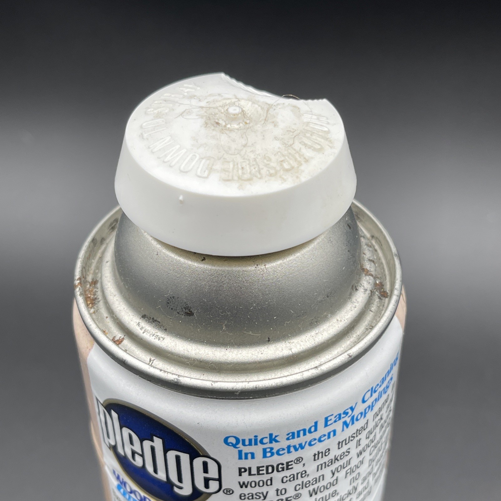 VINTAGE 1998 Pledge 17 oz. Wood Floor Cleaning Spray DISCONTINUED ~Half Full