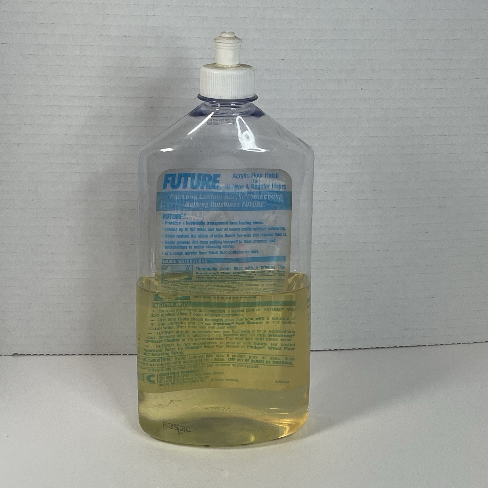 Vintage Future No Wax Floor Cleaner SC Johnson Wax 27 Fl Oz 60% full 1990s 1998
