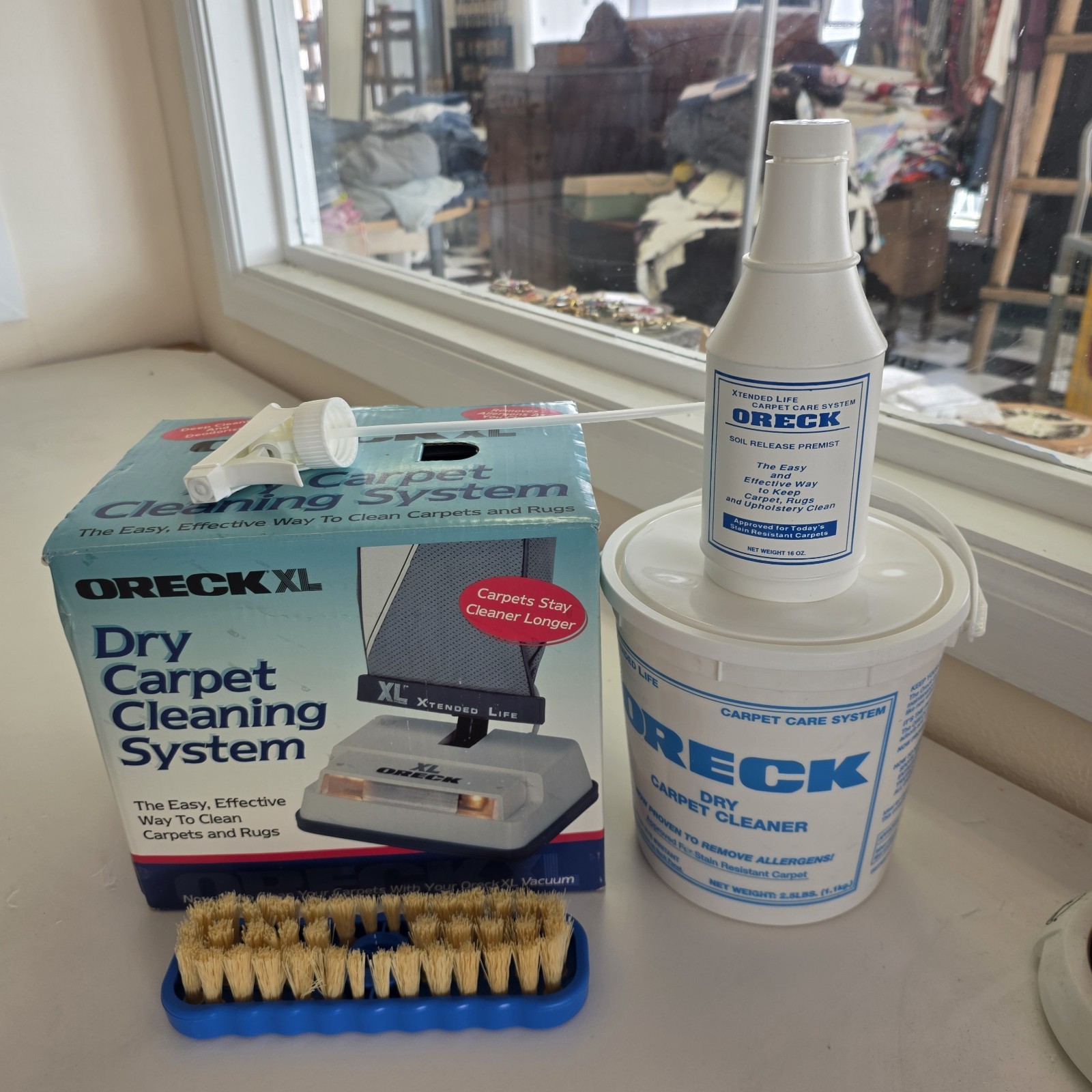 Oreck Dry Carpet Shampoo Cleaning System Pre-Spray, Powder, Brush New In Box