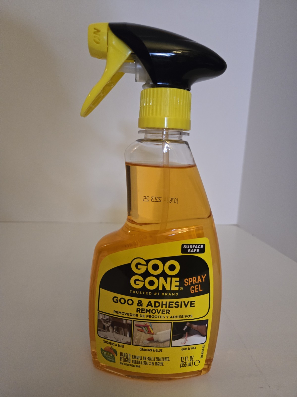 Goo Gone Adhesive Remover PRO POWER Spray Gel 12 oz Remover Cleaner Citrus Scent