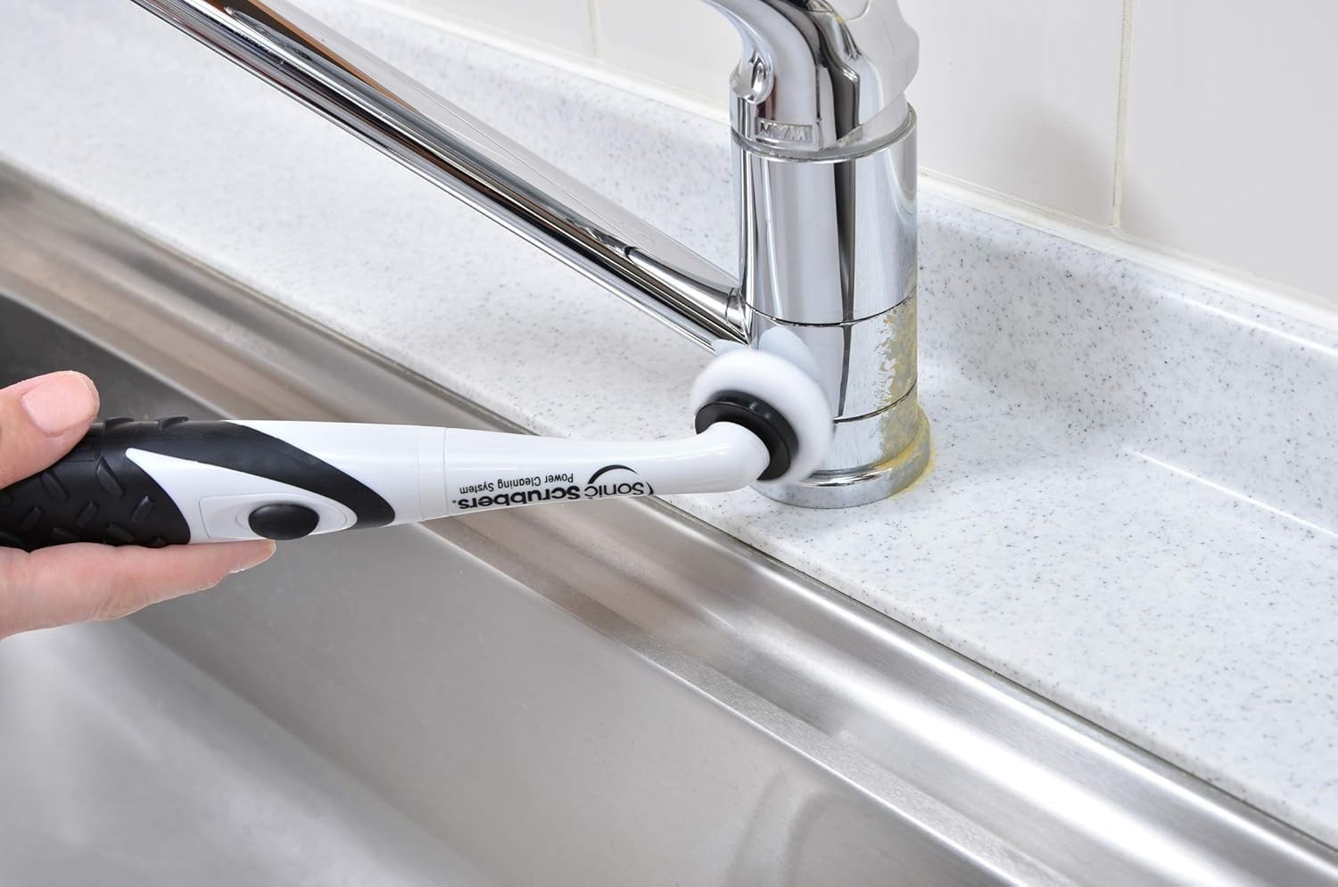 Water-Resistant Sonic Scrubber – 3 Interchangeable Heads for Effortless Cleaning