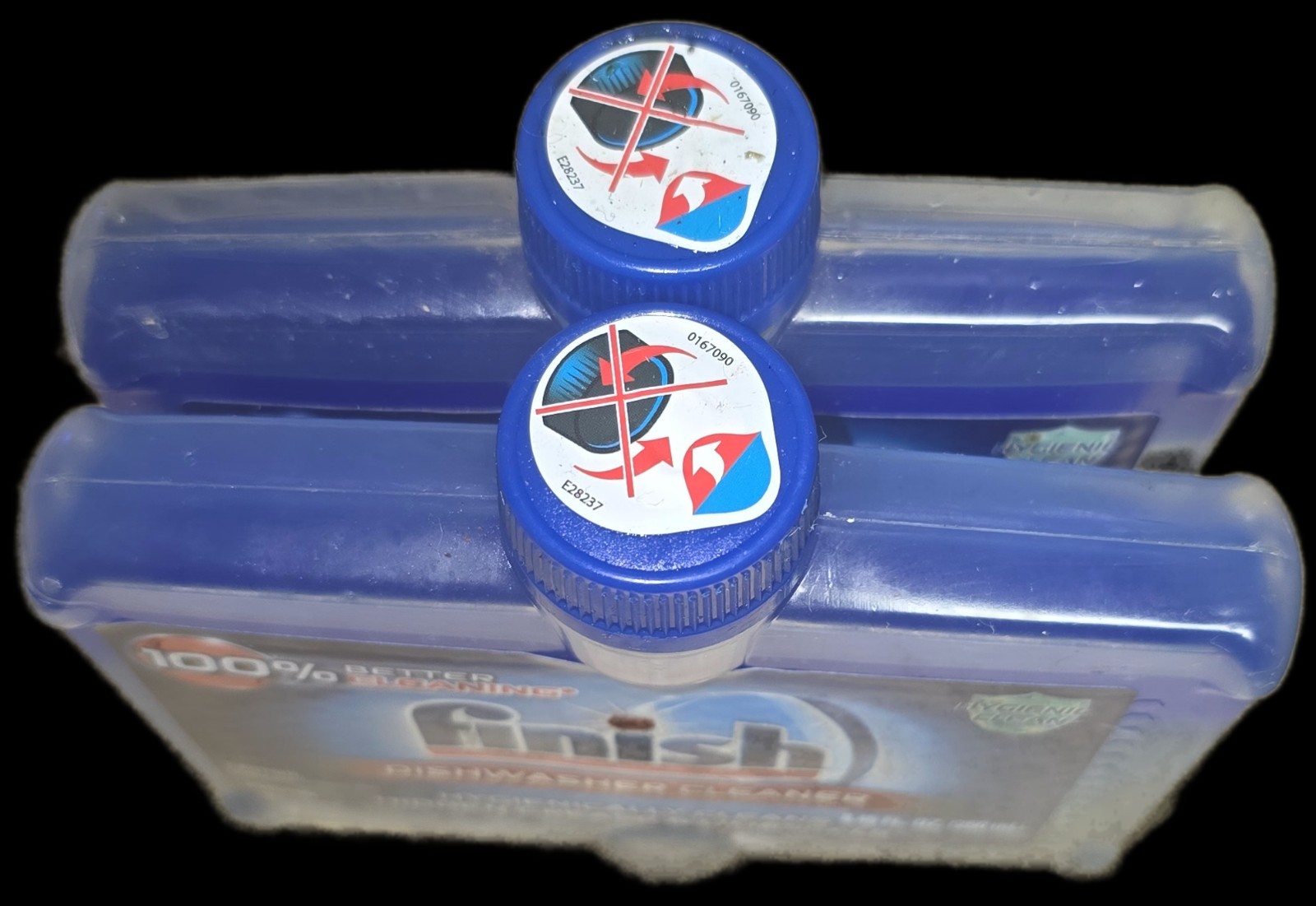 Finish Dual Action Dishwasher Cleaner X2 Fight Grease & Limescale Fresh 8.45oz