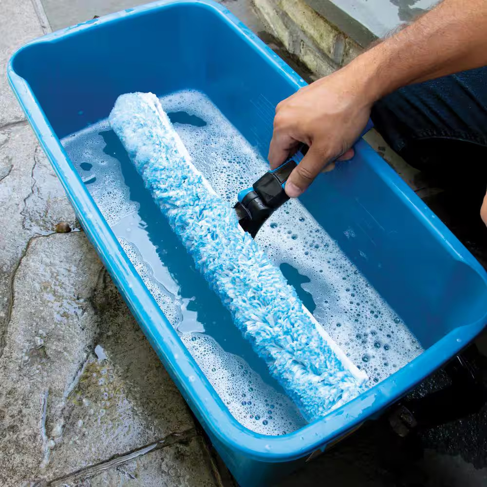 Total Pro Kit W/14 In. Scrubber, 12 In. Squeegee and 6 Ft. Telescoping Connect &