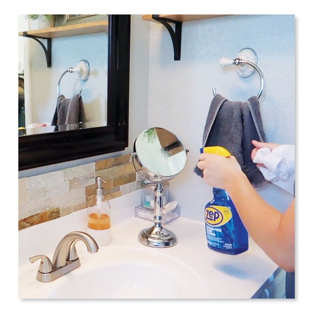 Zep Commercial ZU112032CT 32 oz. Streak-Free Glass Cleaner Pleasant (12/CT) New