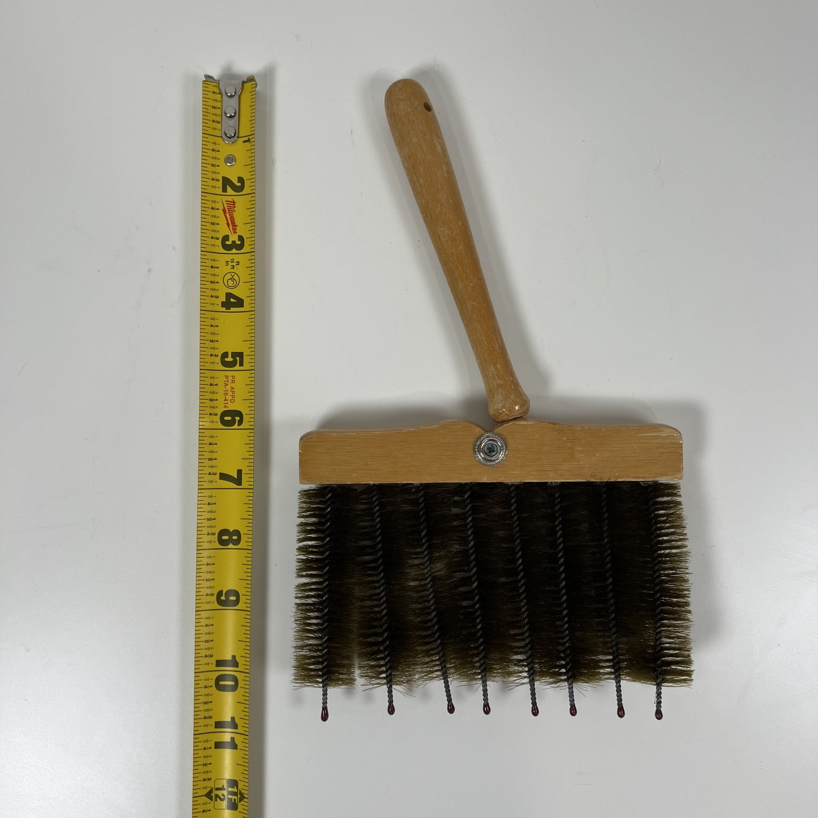 LILLIAN VERNON Vintage Blind Cleaner Wood Handle Made in Taiwan