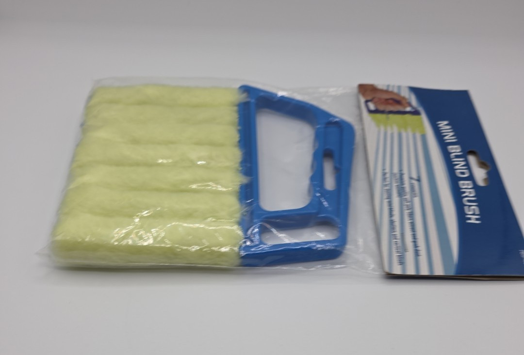 Window Venetian 7 Finger Dusting Cleaner Tool Mini Blind Duster Brush Dust..