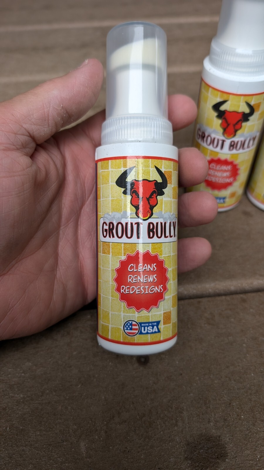 Lot of (5) New Grout Bully Solution Bully Erasers / Grout Cleaner 4 oz Ea. Black