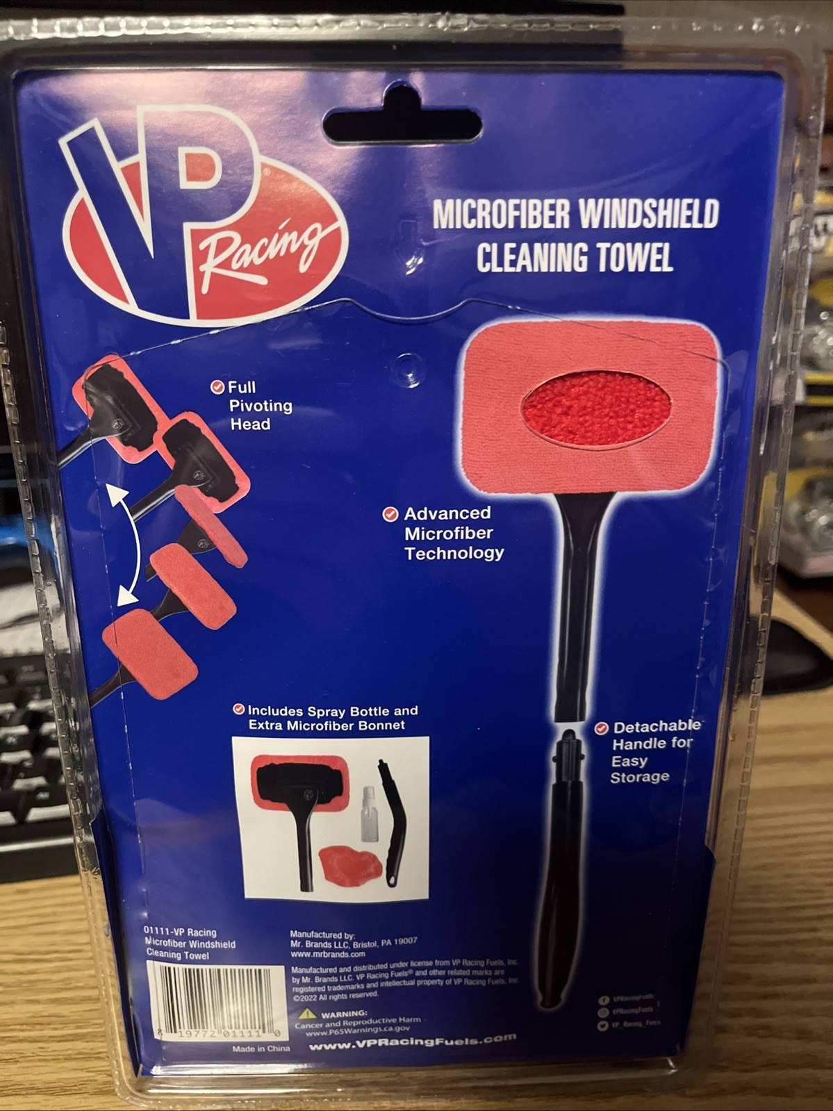Microfiber Windshield Cleaning Towel/Wand Tool w Spray Bottle