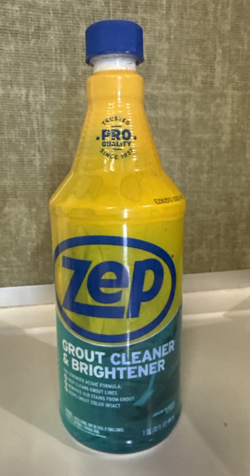 Zep GROUT CLEANER & Whitener 32 oz. Professional Strength Stains Lines