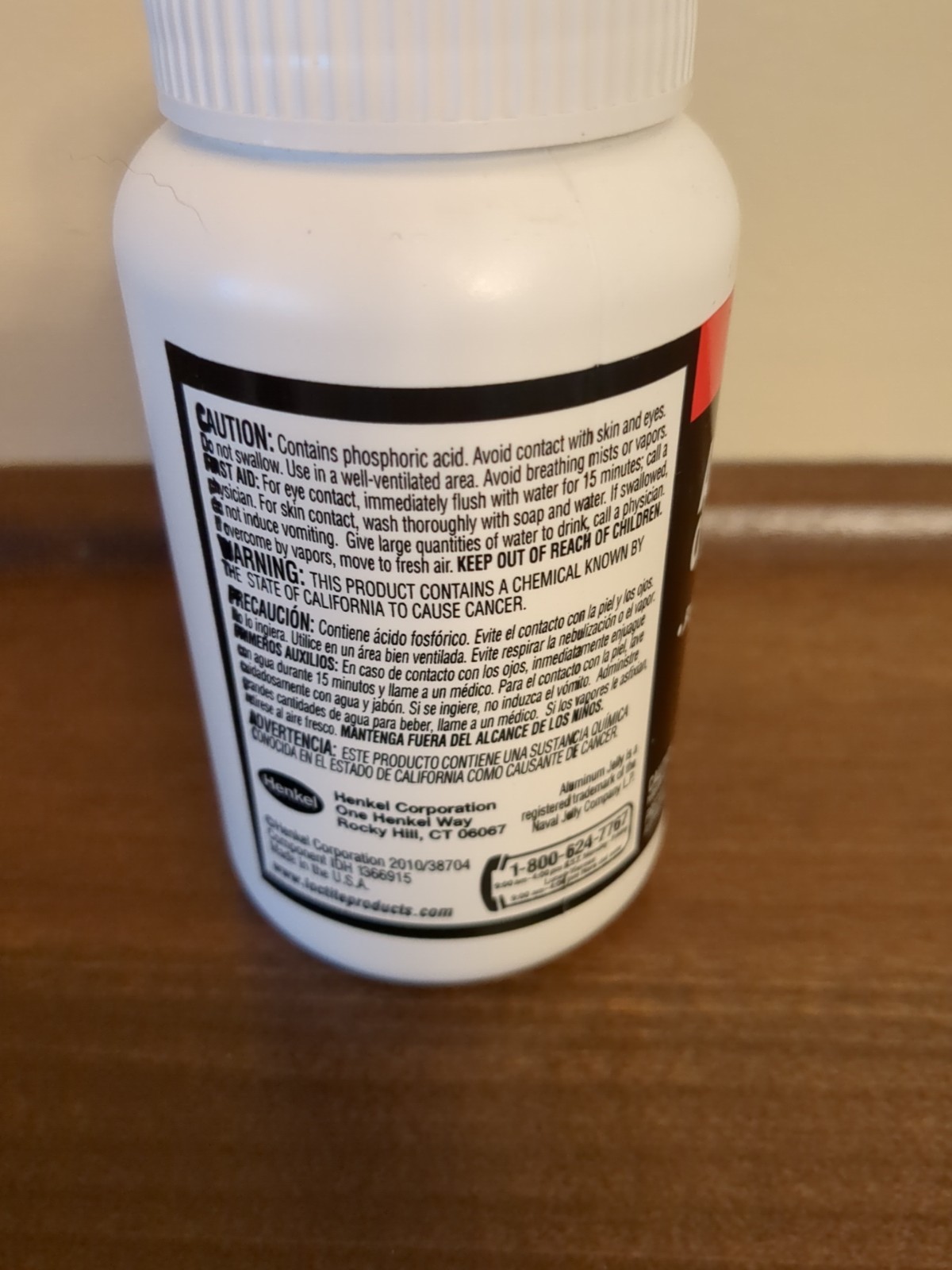 Loctite Aluminum Jelly Cleaner and Brightener 8 OZ-98% full