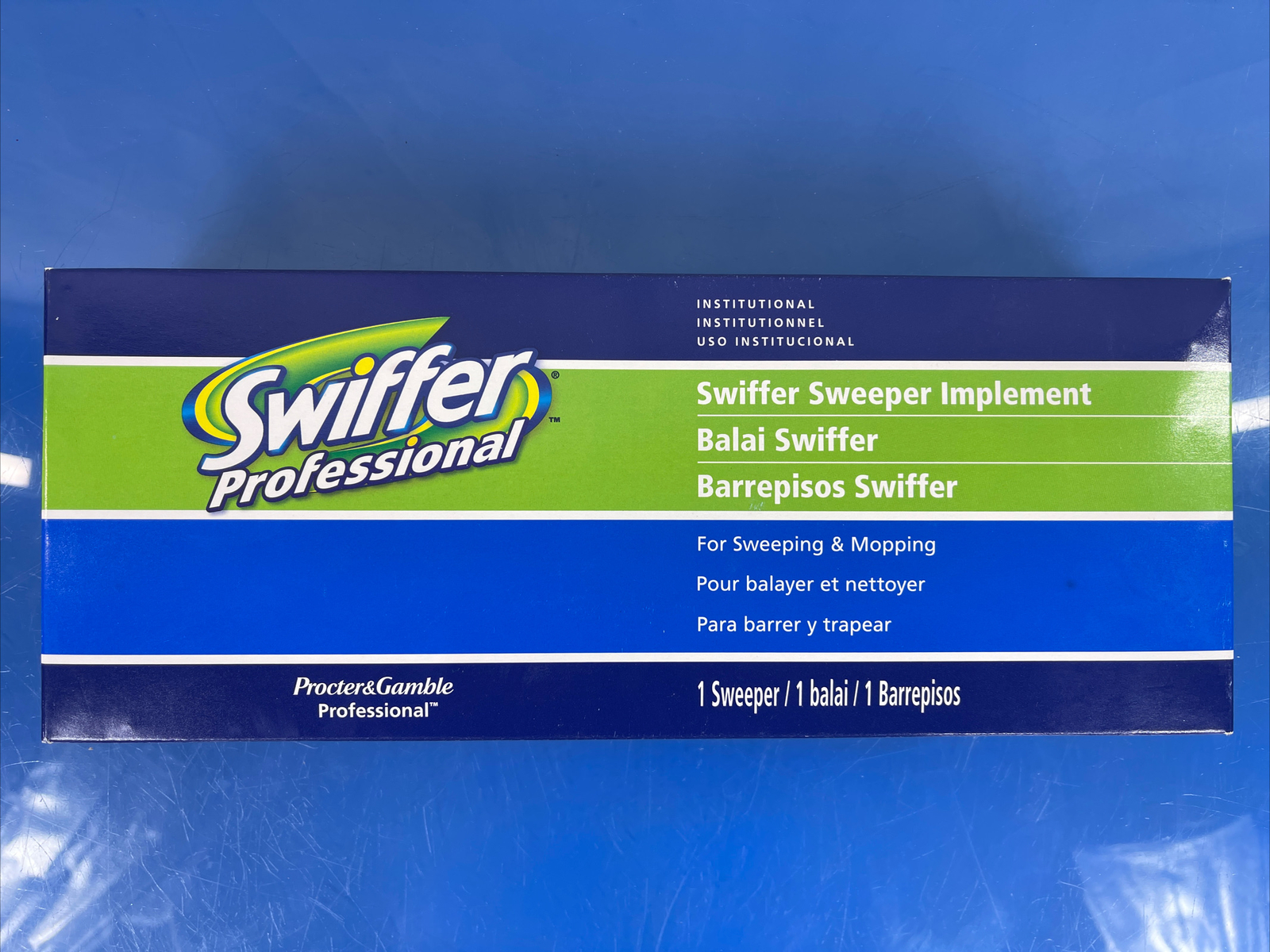 Swiffer Professional Sweeper 10″ Width Swivel Head Lightweight 1 Carton Green