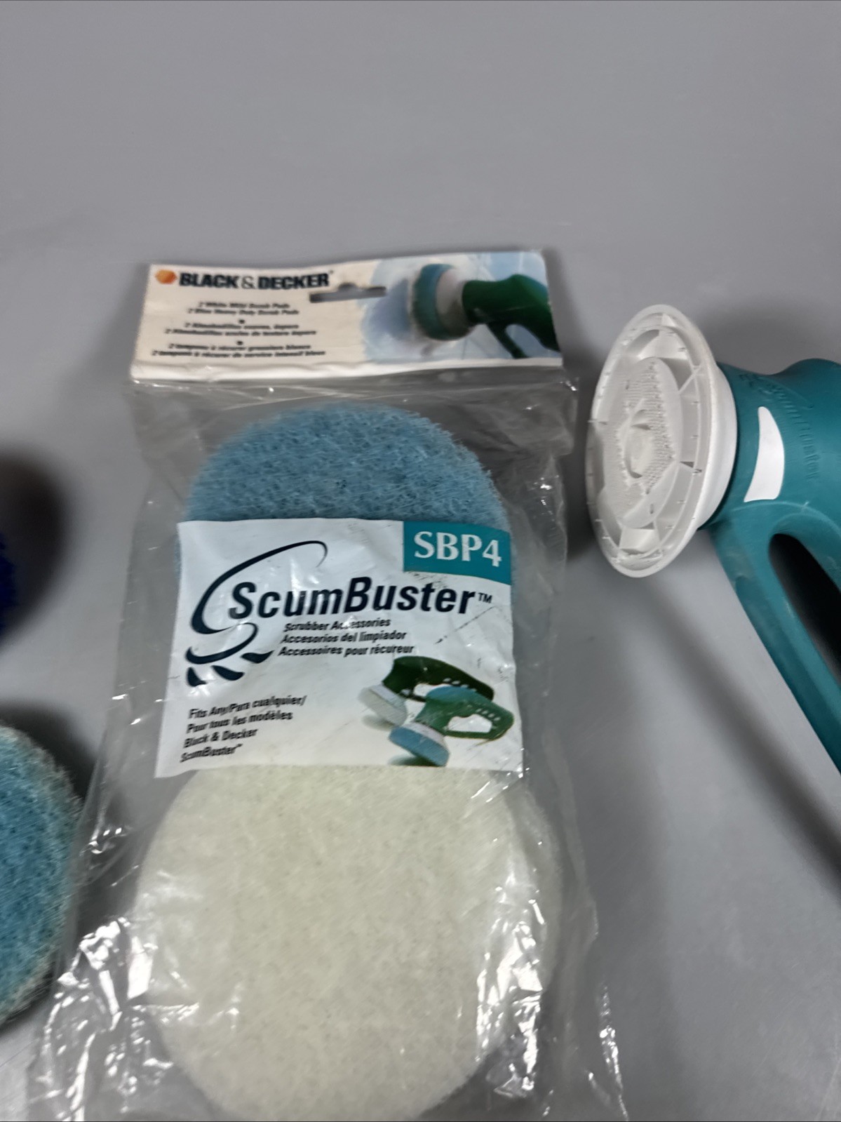 Black & Decker ScumBuster Tool & Parts Cordless Tub Tile Scrubber NO BATTERY