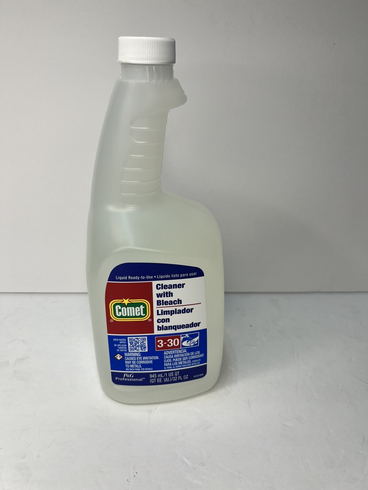 P& G Proffecional COMET CLEANER With Bleach 32 fl.oz each ; 3-30, Ready To Use