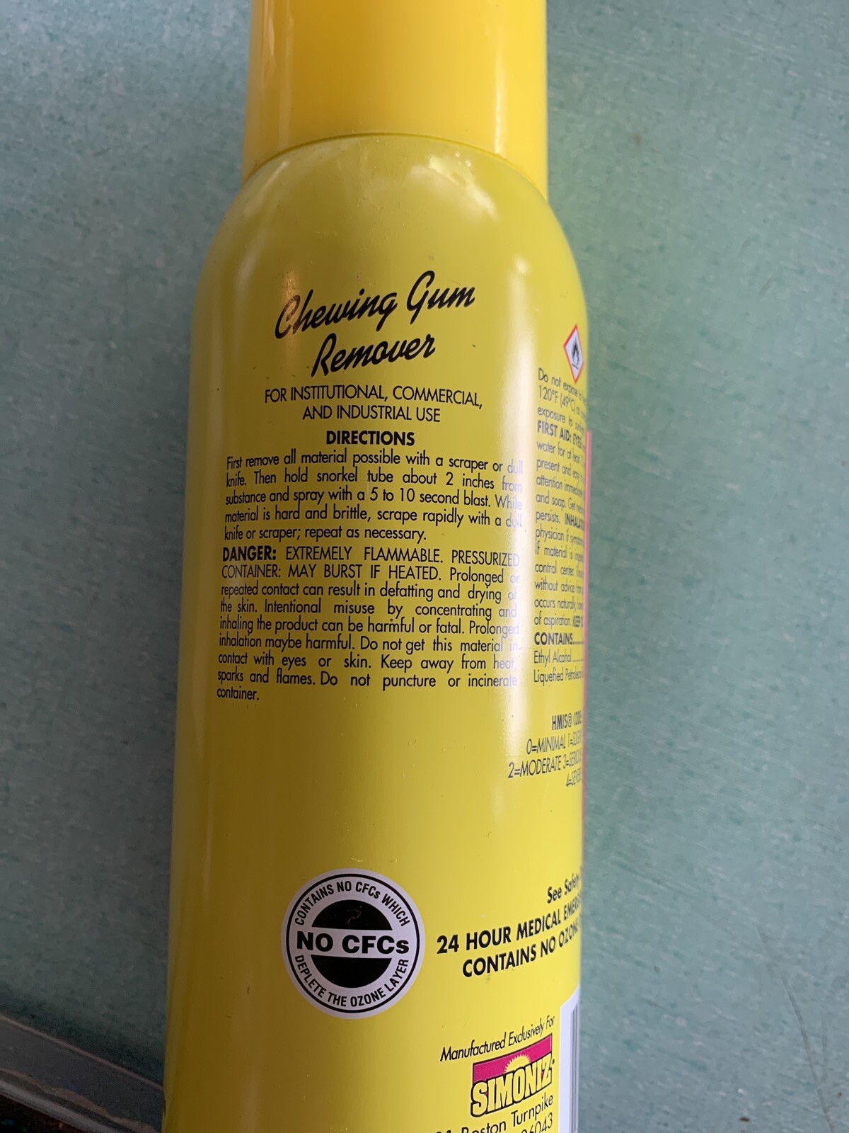 Simoniz Chewing Gum Remover with Freeze Action. Candle Wax & Putty Remover
