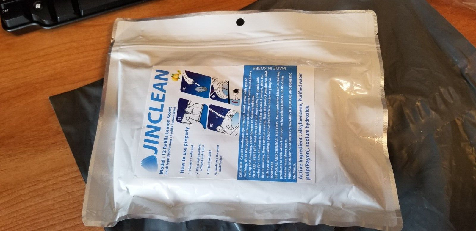 JINCLEAN TOILET CLEANER, 1 WAND, 12 REFILLS LEMON SCENT NEW (Made in Korea)
