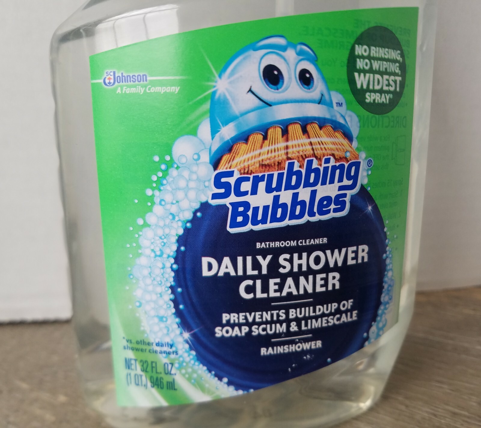 Lot of Two Scrubbing Bubbles Daily Shower Cleaner (32 FL. oz) *Brand New