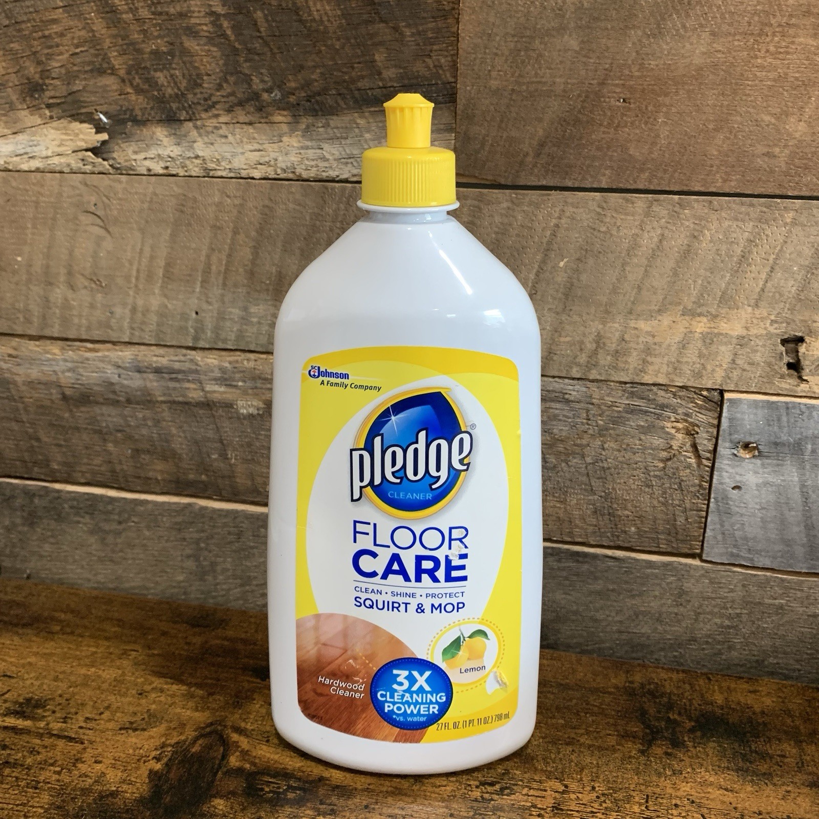Pledge Floor Care Hardwood Cleaner Squirt & Mop Lemon Scent 27 Oz 95% Full